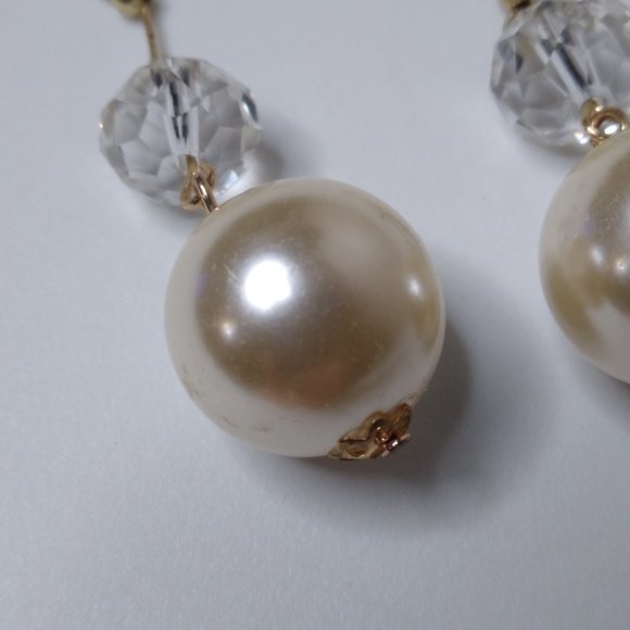 Vintage Clear Glass Bead And Faux Pearl Dangle Earrings - Picture 4 of 13